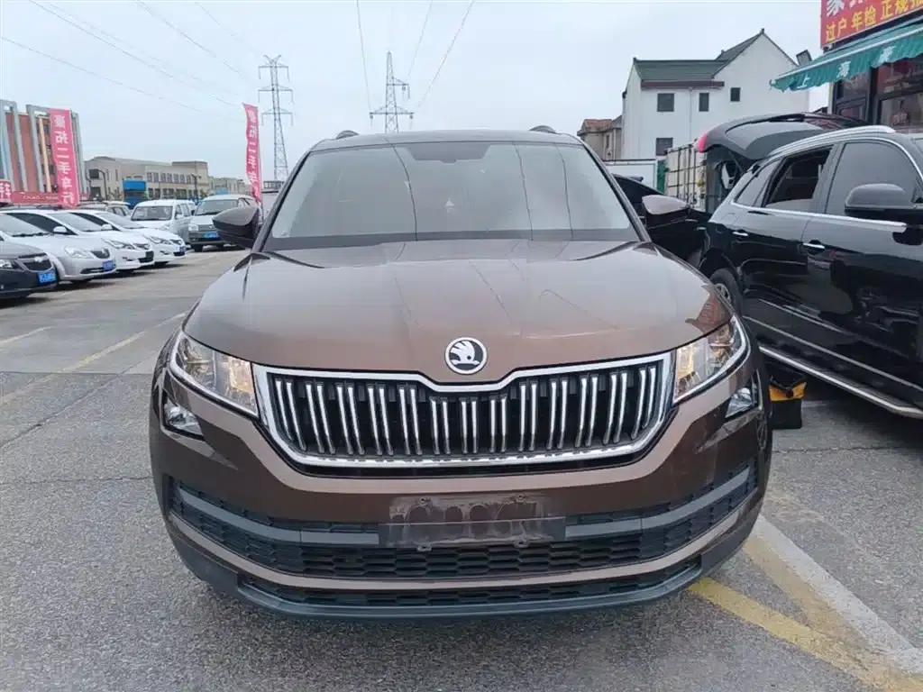 2018 Kodiaq Facelift TSI330 5-seater 2WD Comfort Edition — миниатюра 3