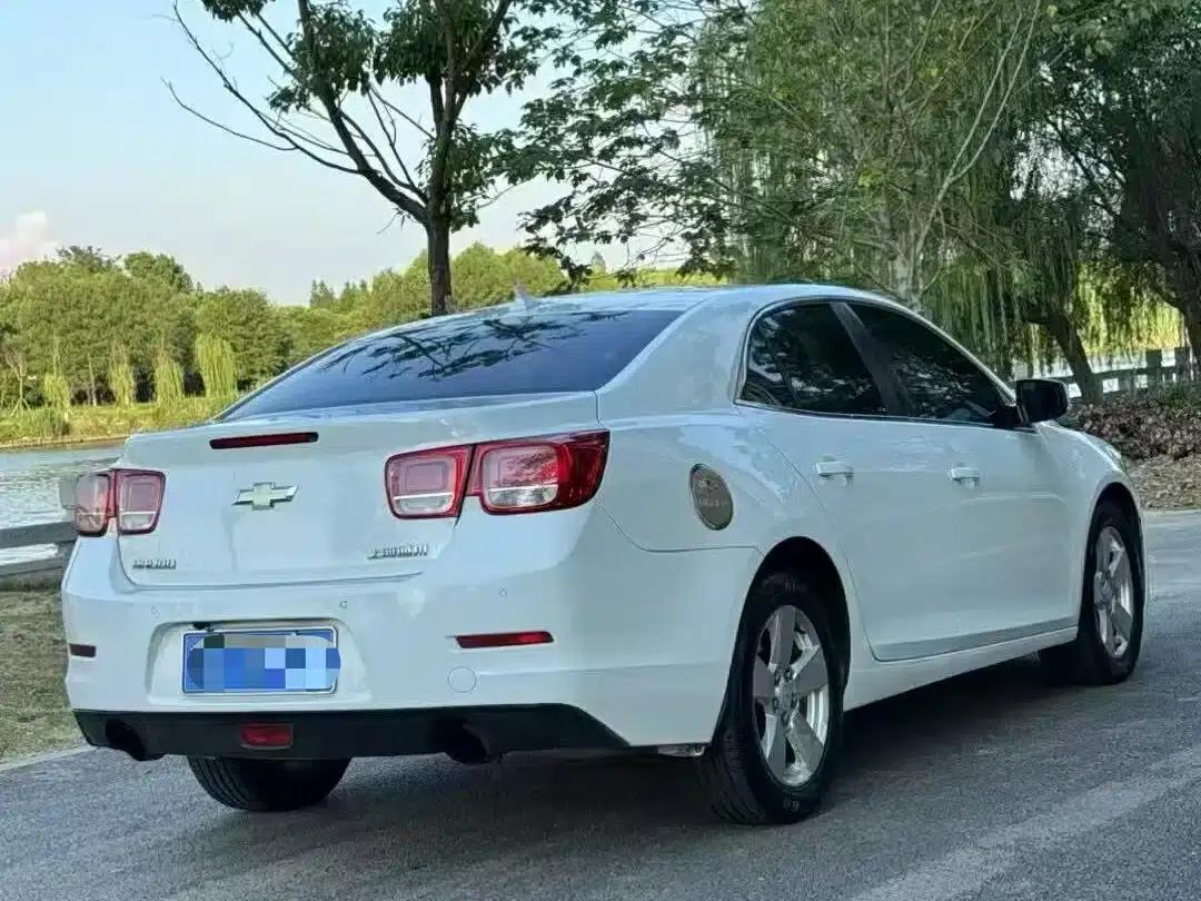 2014 Chevrolet Malibu 2.0L Automatic Luxury Edition — миниатюра 5