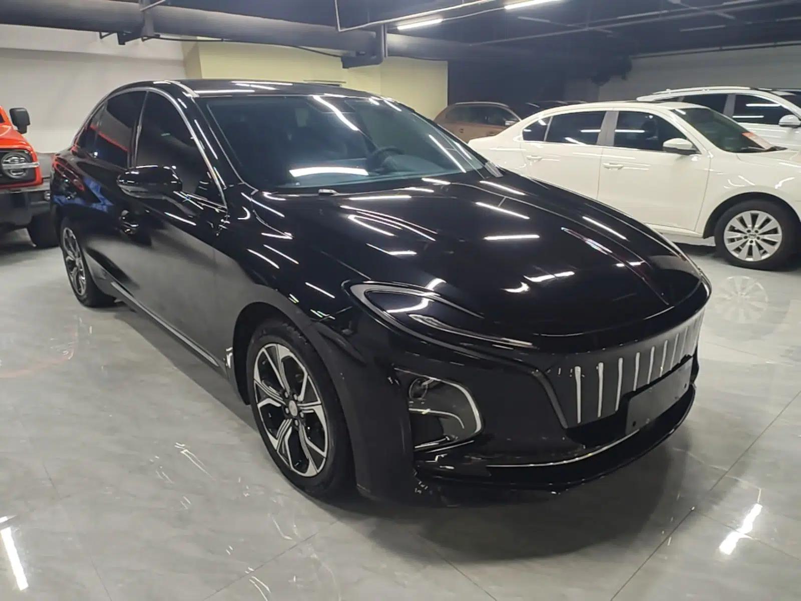 Used Hongqi E-QM5 2023 Revised Version Basic Travel Edition — миниатюра 3