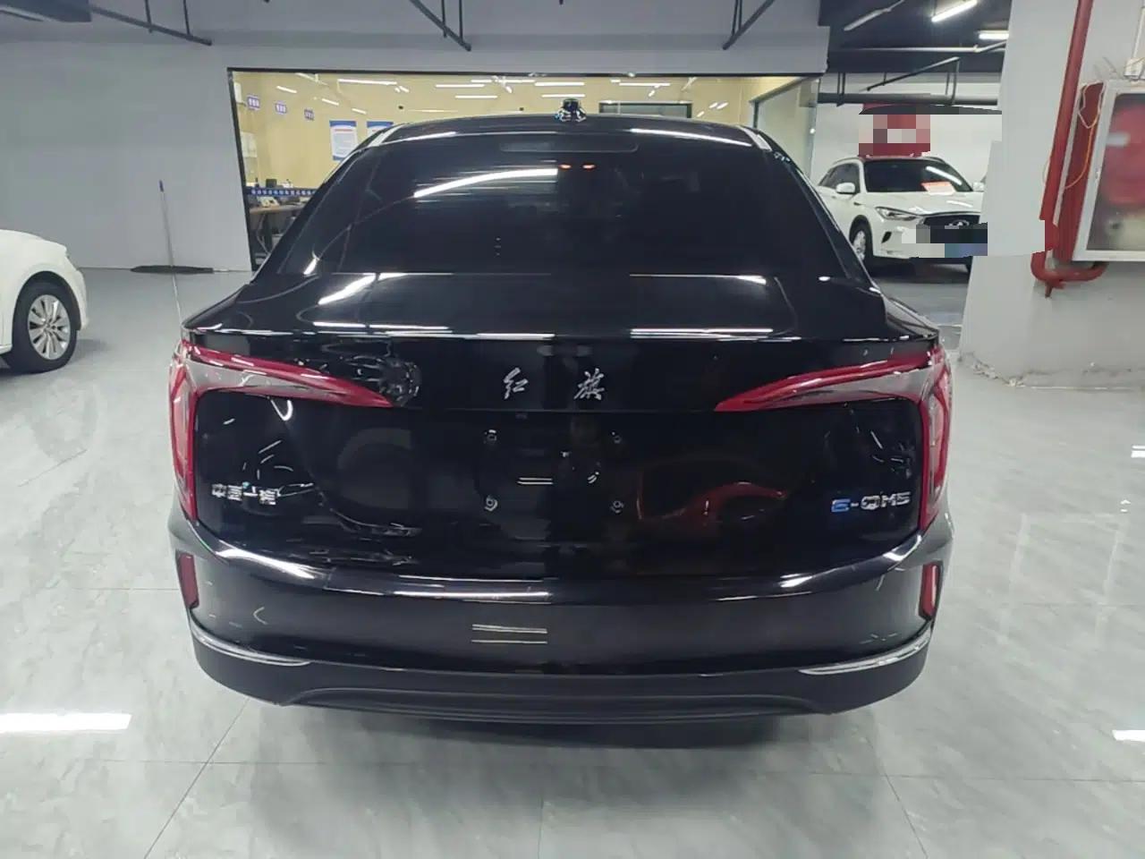 Used Hongqi E-QM5 2023 Revised Version Basic Travel Edition — миниатюра 5
