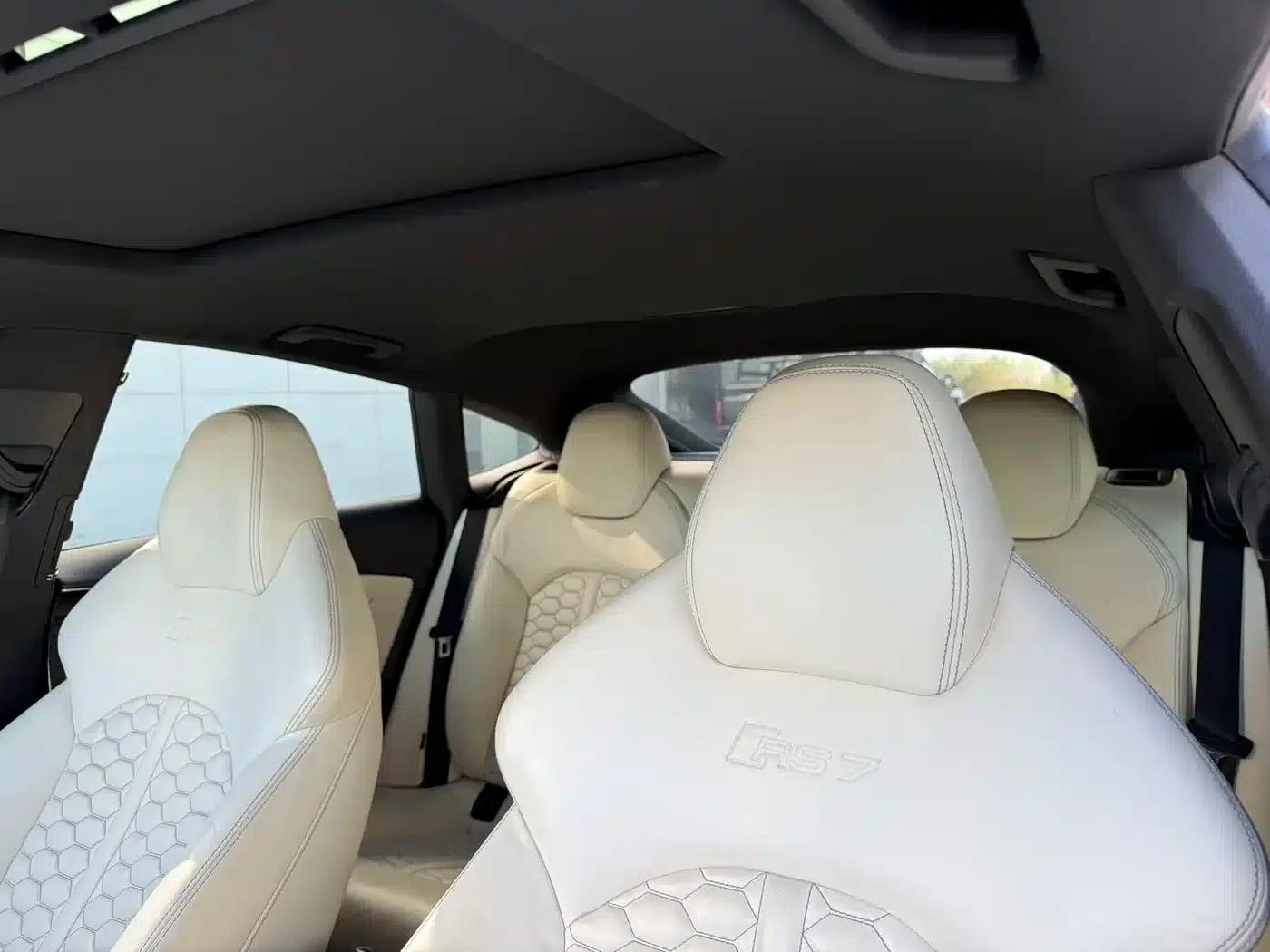 2016 Audi RS 7 RS 7 4.0T Sportback Performance — миниатюра 8
