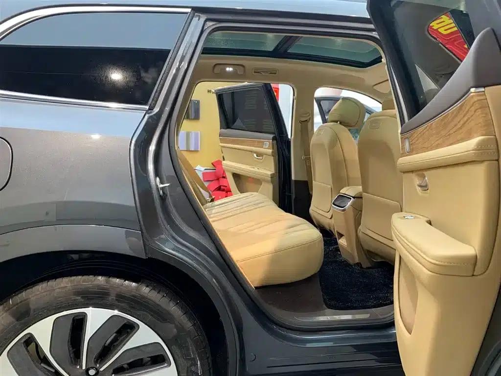 Wenjie M7 2024 1.5T Intelligent Driving 4WD Ultra Edition 5-seater — миниатюра 13