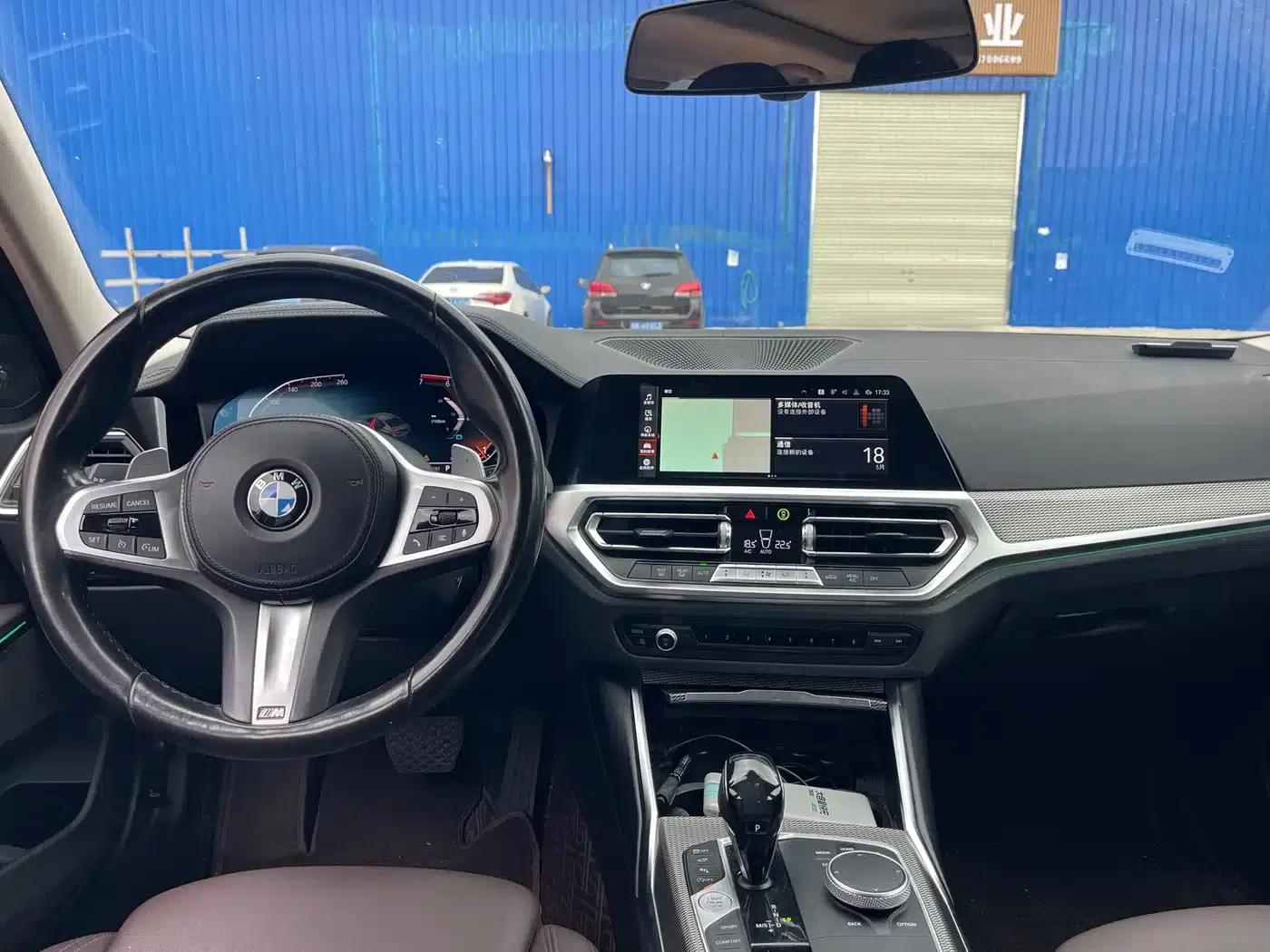 2021 BMW 3 Series 325Li M Sport Shadow Edition — миниатюра 8