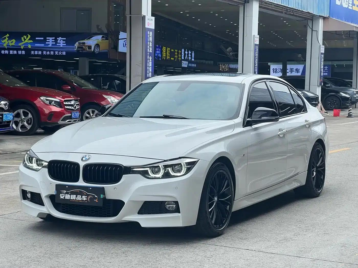 2019 BMW 3 Series 320i M Sport Shadow Edition — миниатюра 1