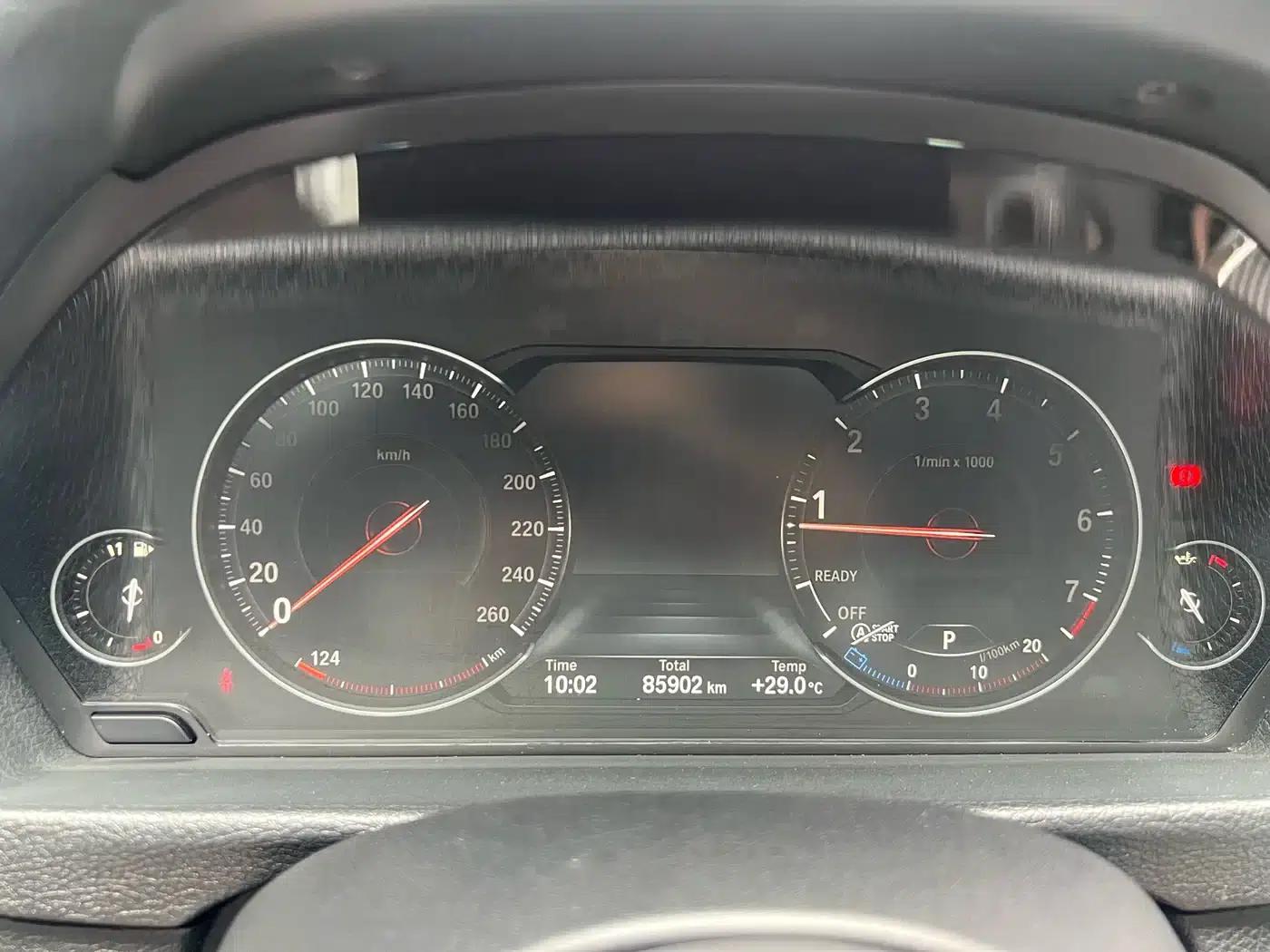 2019 BMW 3 Series 320i M Sport Shadow Edition — миниатюра 15