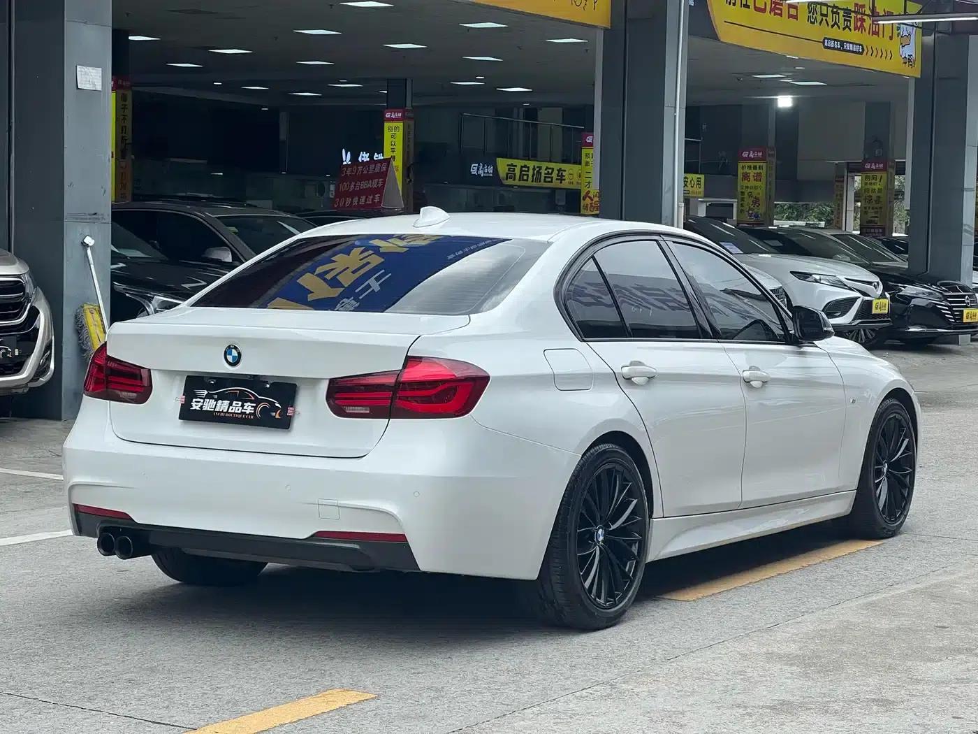 2019 BMW 3 Series 320i M Sport Shadow Edition — миниатюра 4