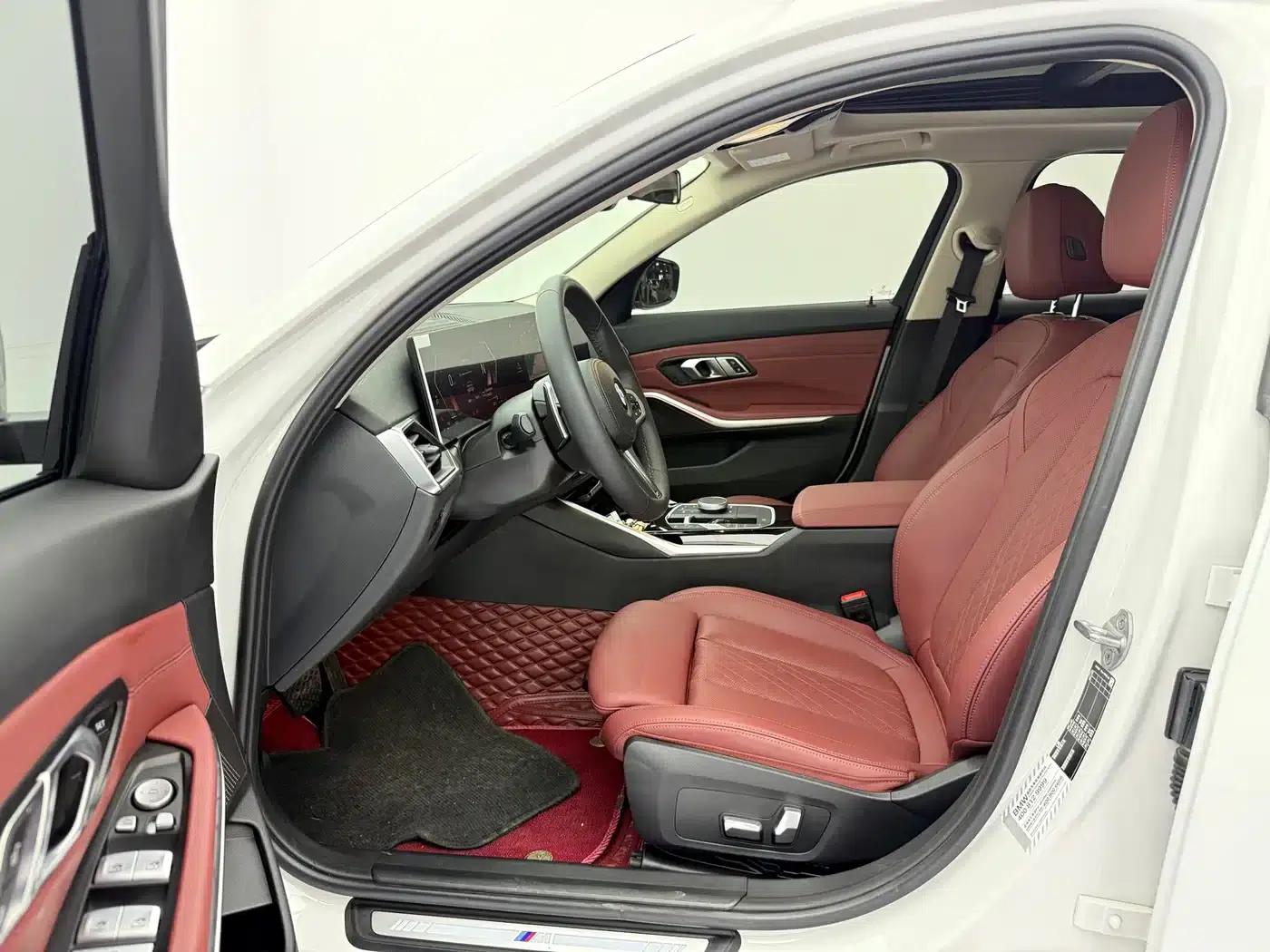 2023 BMW 3 Series 320Li M Sport Package — миниатюра 8