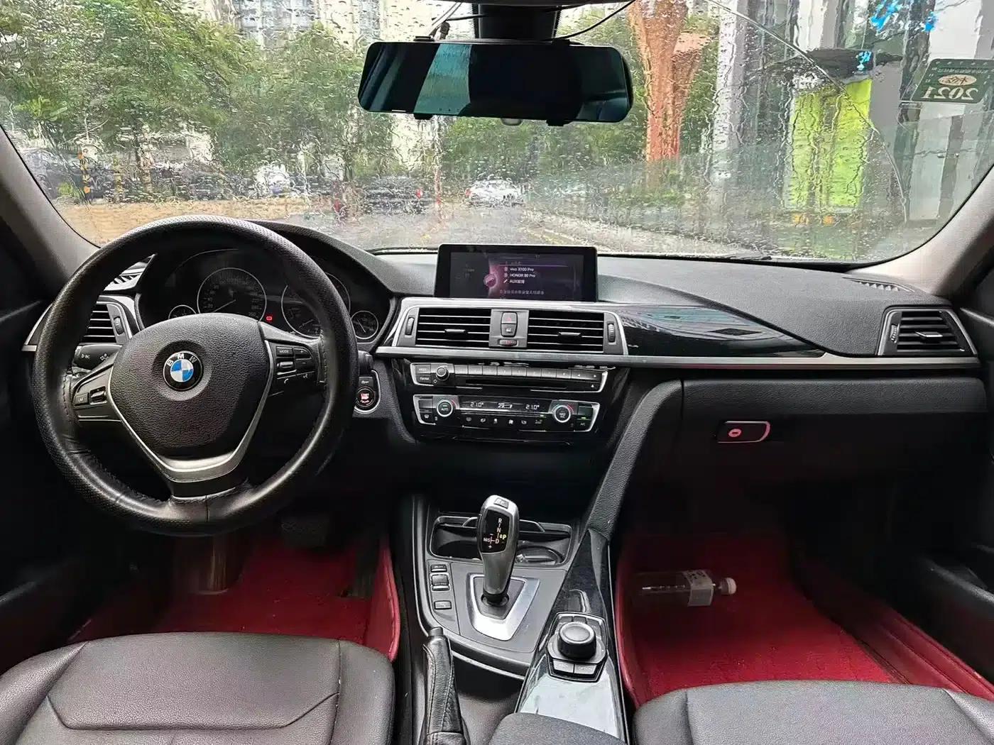 2017 BMW 3 Series 320Li Fashion Edition — миниатюра 4