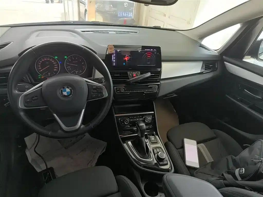 BMW 2 Series Gran Tourer (Imported) 2015 218i Leading Edition — миниатюра 13