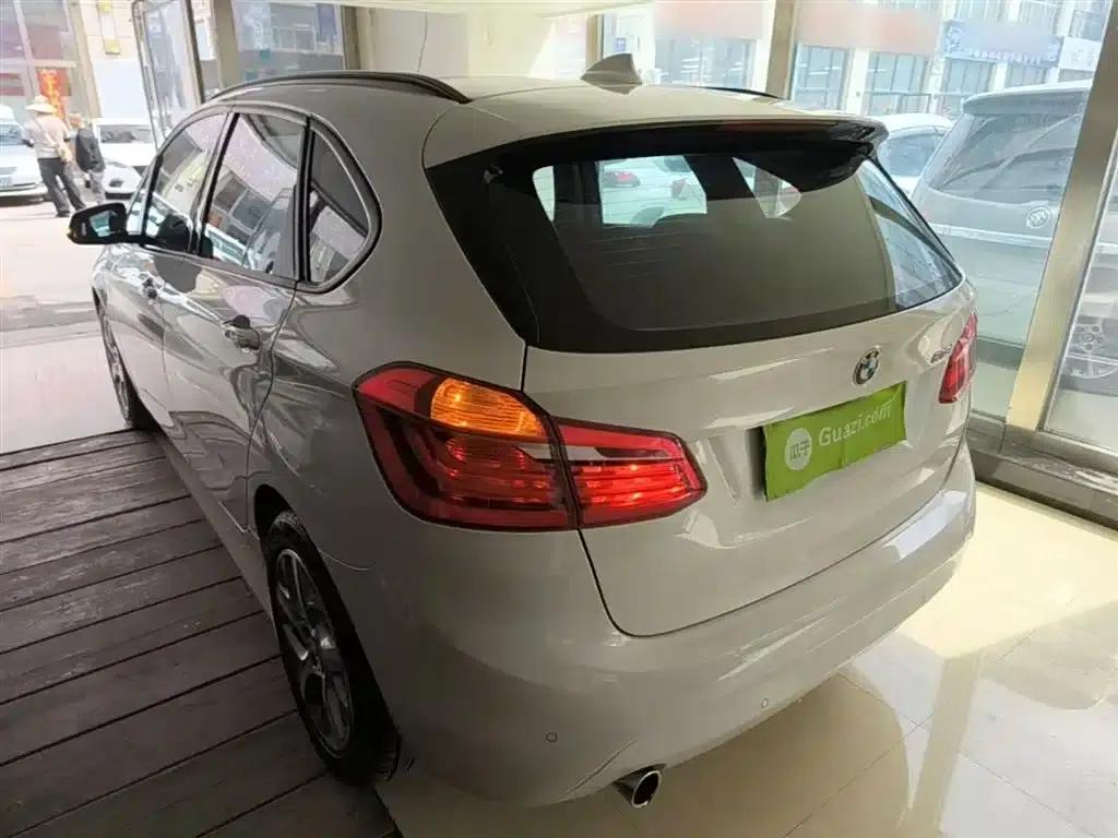 BMW 2 Series Gran Tourer (Imported) 2015 218i Leading Edition — миниатюра 5
