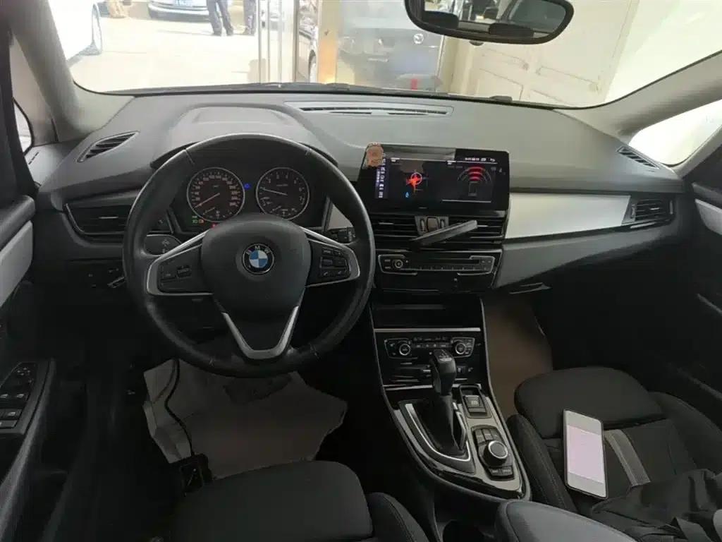 BMW 2 Series Gran Tourer (Imported) 2015 218i Leading Edition — миниатюра 10