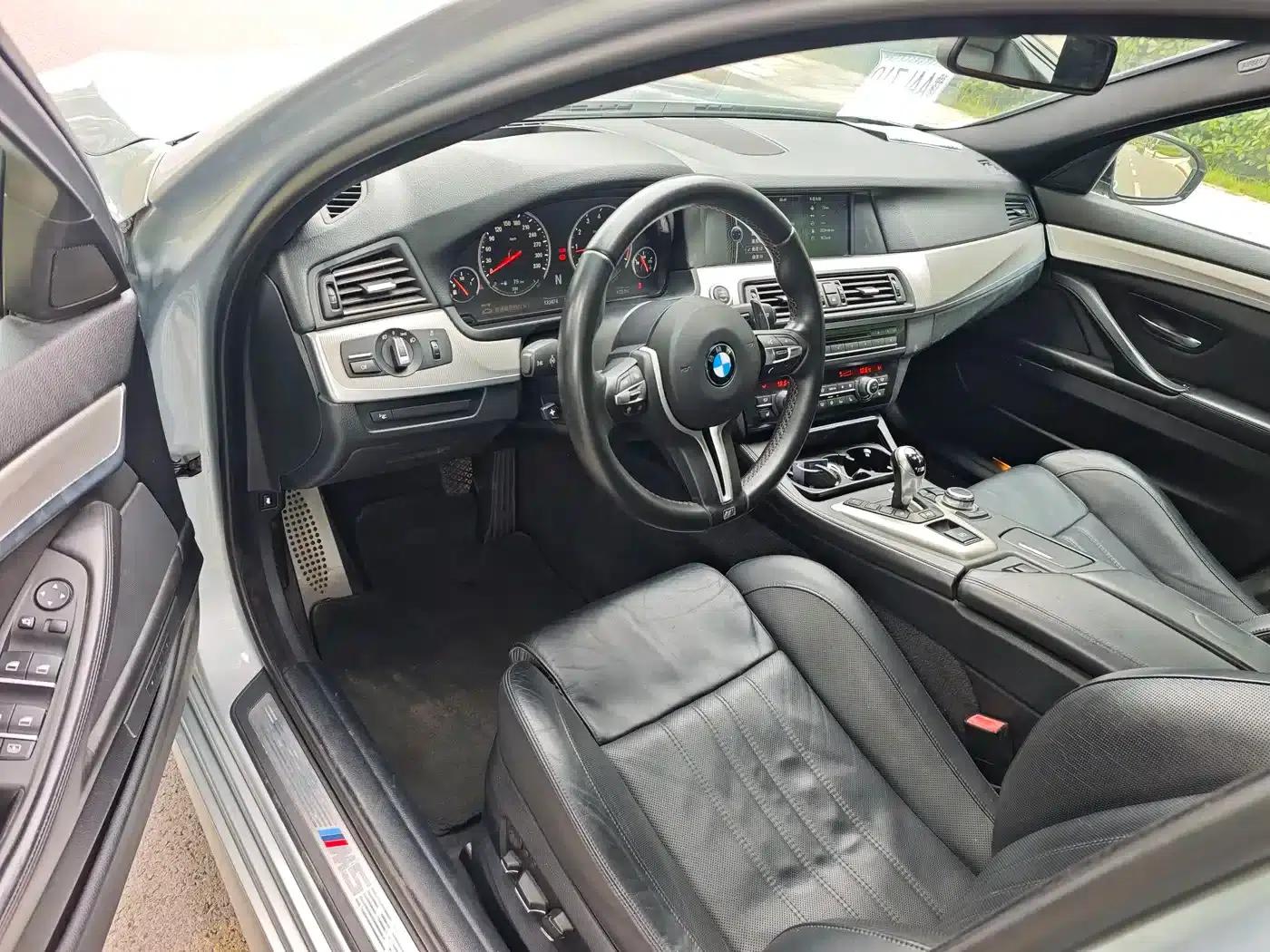 2012 BMW M5 — миниатюра 4