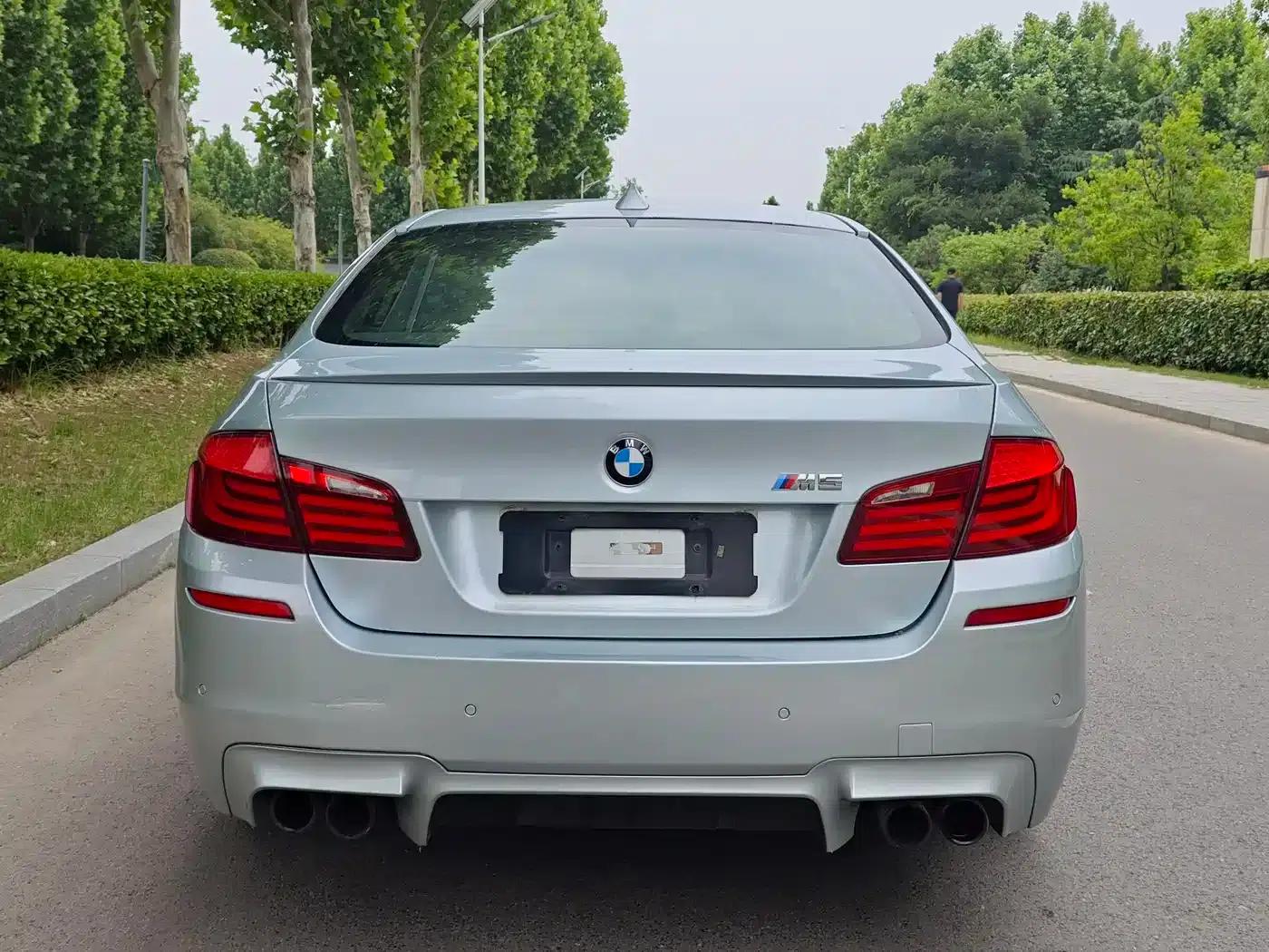 2012 BMW M5 — миниатюра 8