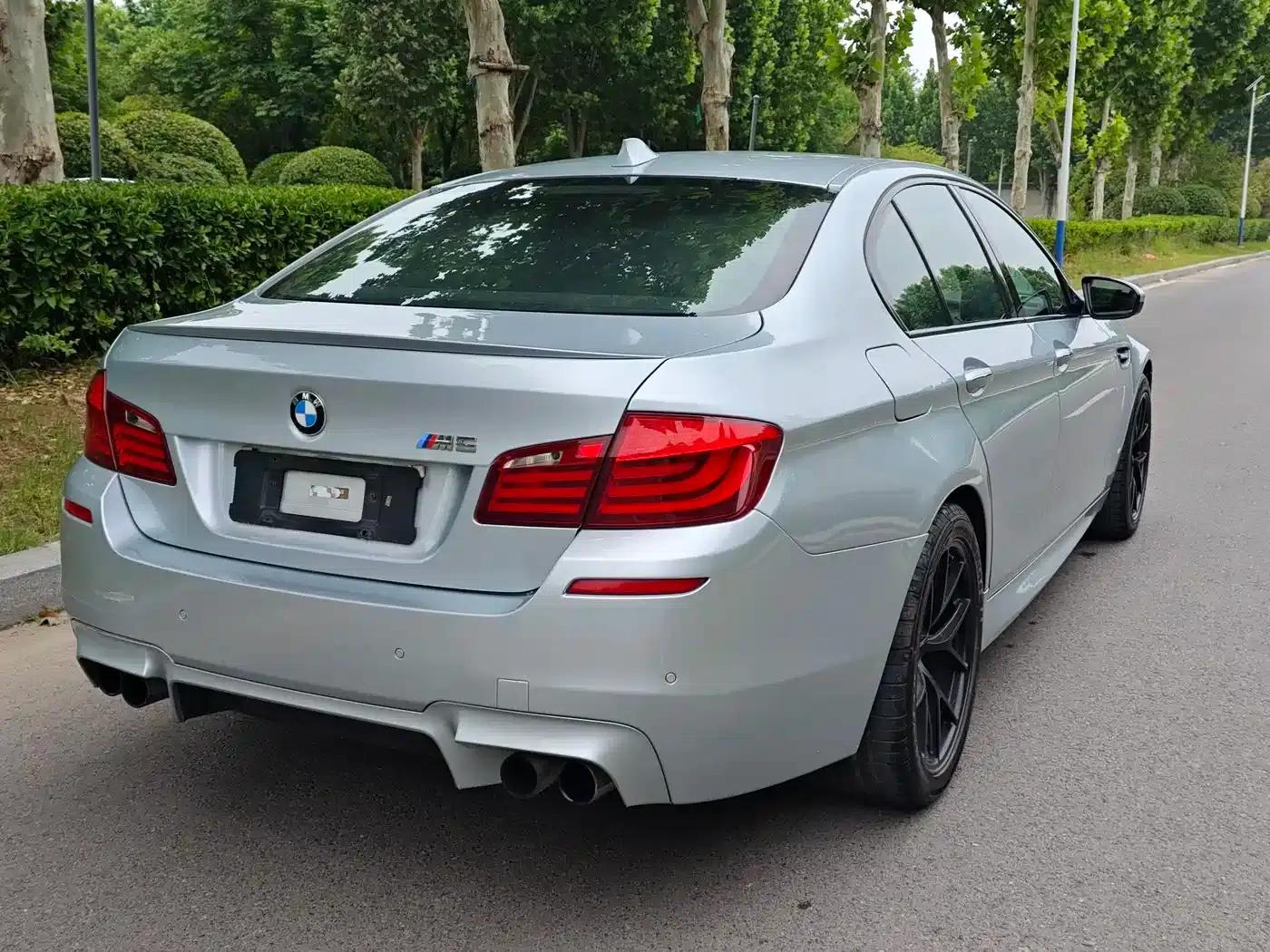 2012 BMW M5 — миниатюра 9