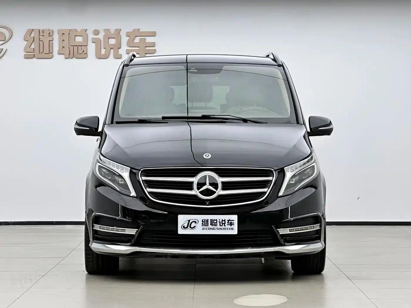 Mercedes-Benz V-Class 2018 V 260 L Premium Extended Edition (China V Emission Standard) — миниатюра 2