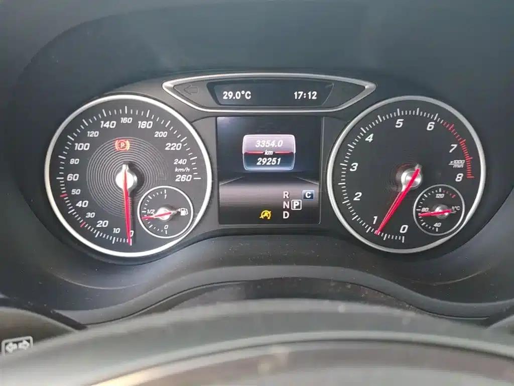 2015 Mercedes-Benz B-Class B 200 Dynamic — миниатюра 12
