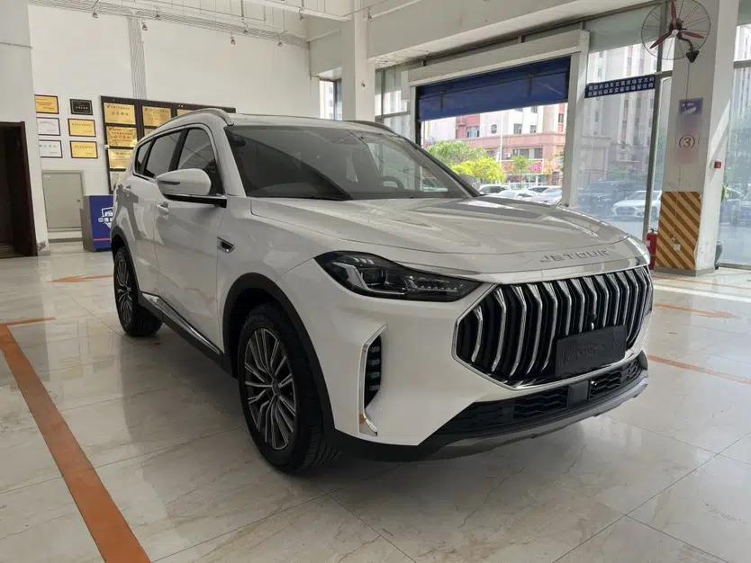 Used JETOUR X70 PLUS 2024 Champion Edition 1.5T DCT Champion PRO 5-Seater — миниатюра 3