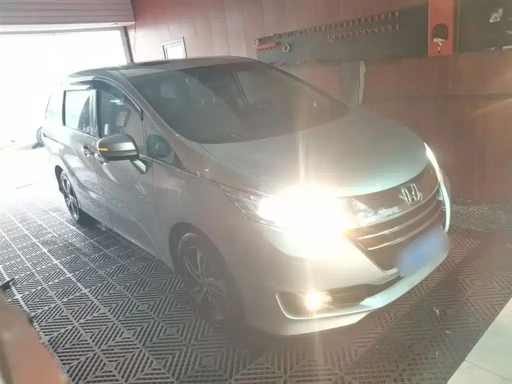 2015 Odyssey Facelift 2.4L Smart Edition — миниатюра 4
