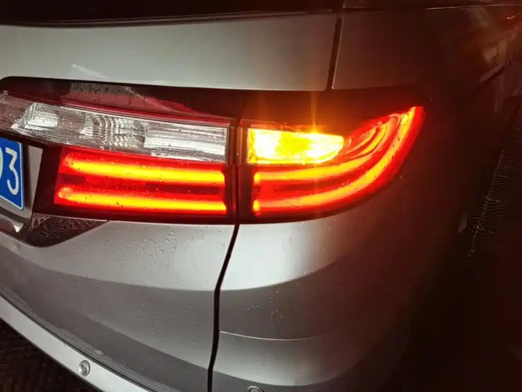 2015 Odyssey Facelift 2.4L Smart Edition — миниатюра 8