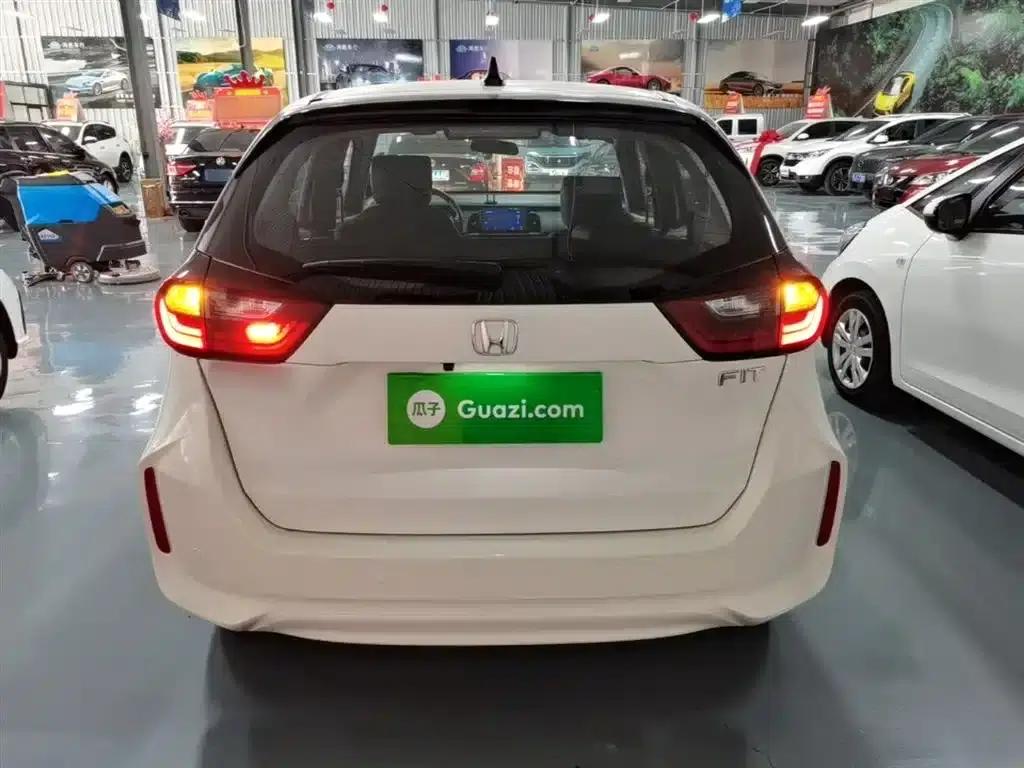 Honda Fit 2021 1.5L CVT Trend Edition — миниатюра 6