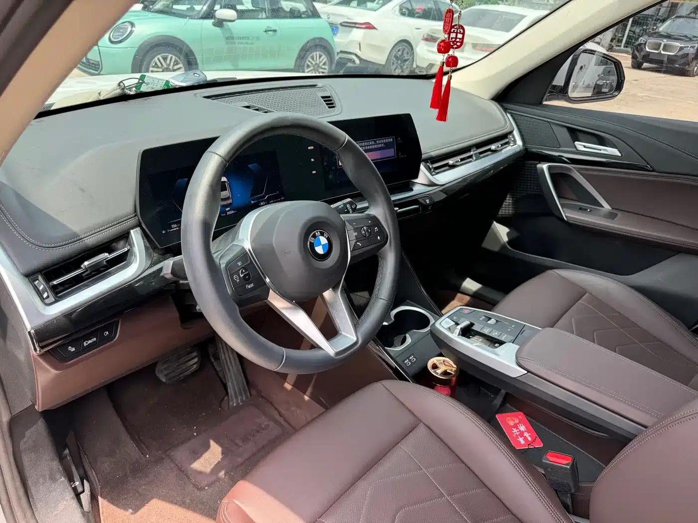 2023 BMW X1 sDrive20Li X Design Package — миниатюра 13