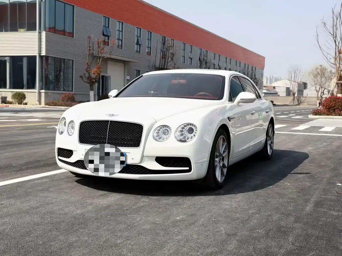 2017 Mercedes-Benz Flying Spur 4.0T V8 S Standard Edition — миниатюра 7
