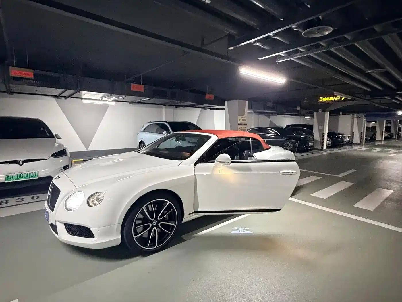 2014 Continental 4.0T GT V8 S Convertible Standard Edition — миниатюра 1