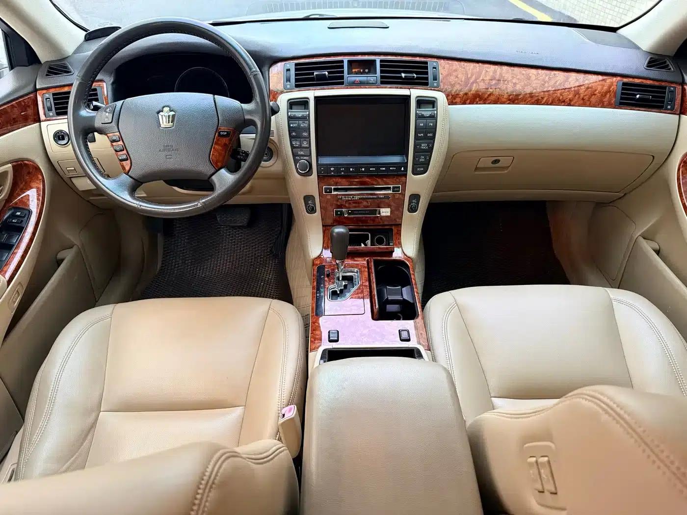 Crown 2006 2.5L Royal Leather Edition — миниатюра 5
