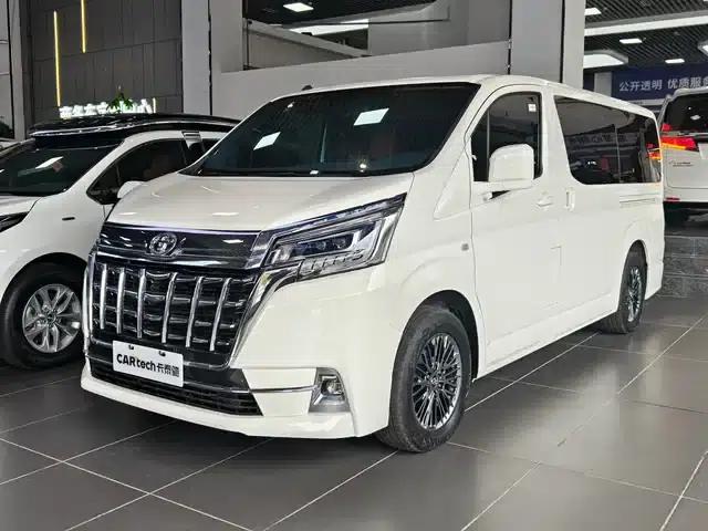 2025 HIACE 3.5L Automatic