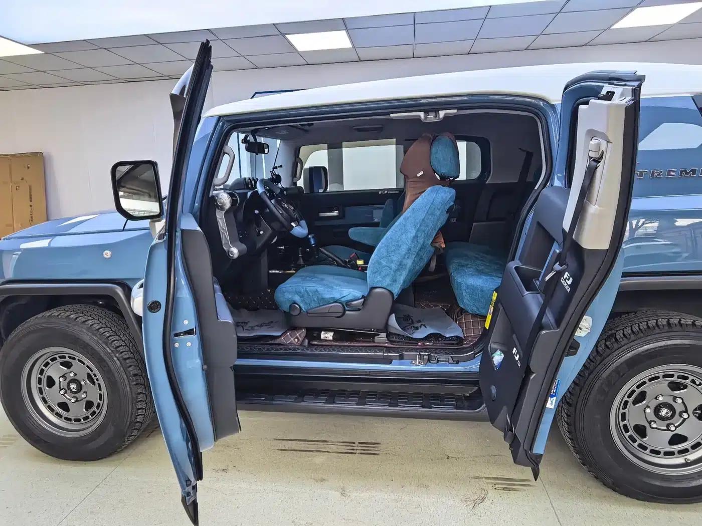 2023 FJ Cruiser 4.0L Middle East Edition — миниатюра 10