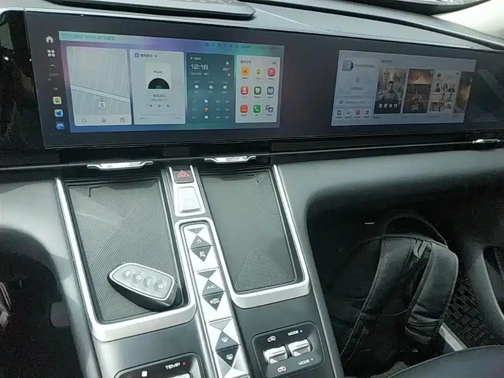 Haval Xiaolong MAX 2023 1.5L Hi4 105 4WD Navigator Edition — миниатюра 13