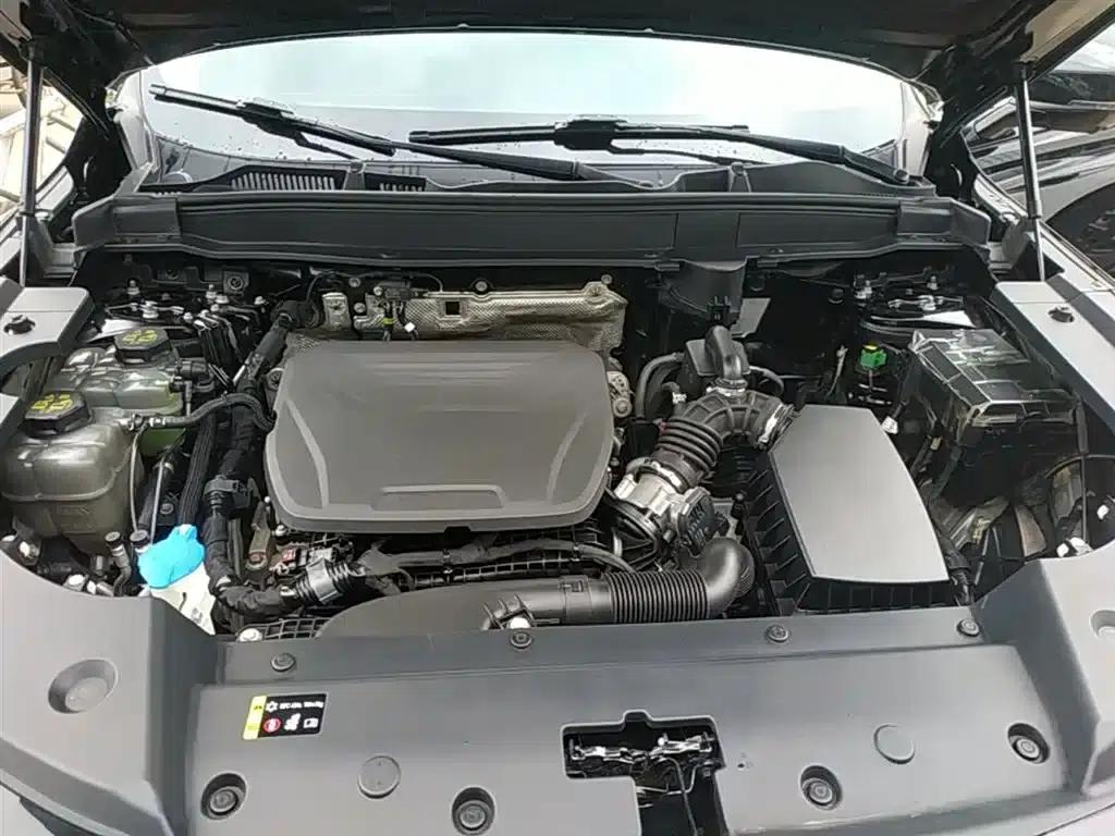 Haval Xiaolong MAX 2023 1.5L Hi4 105 4WD Navigator Edition — миниатюра 20