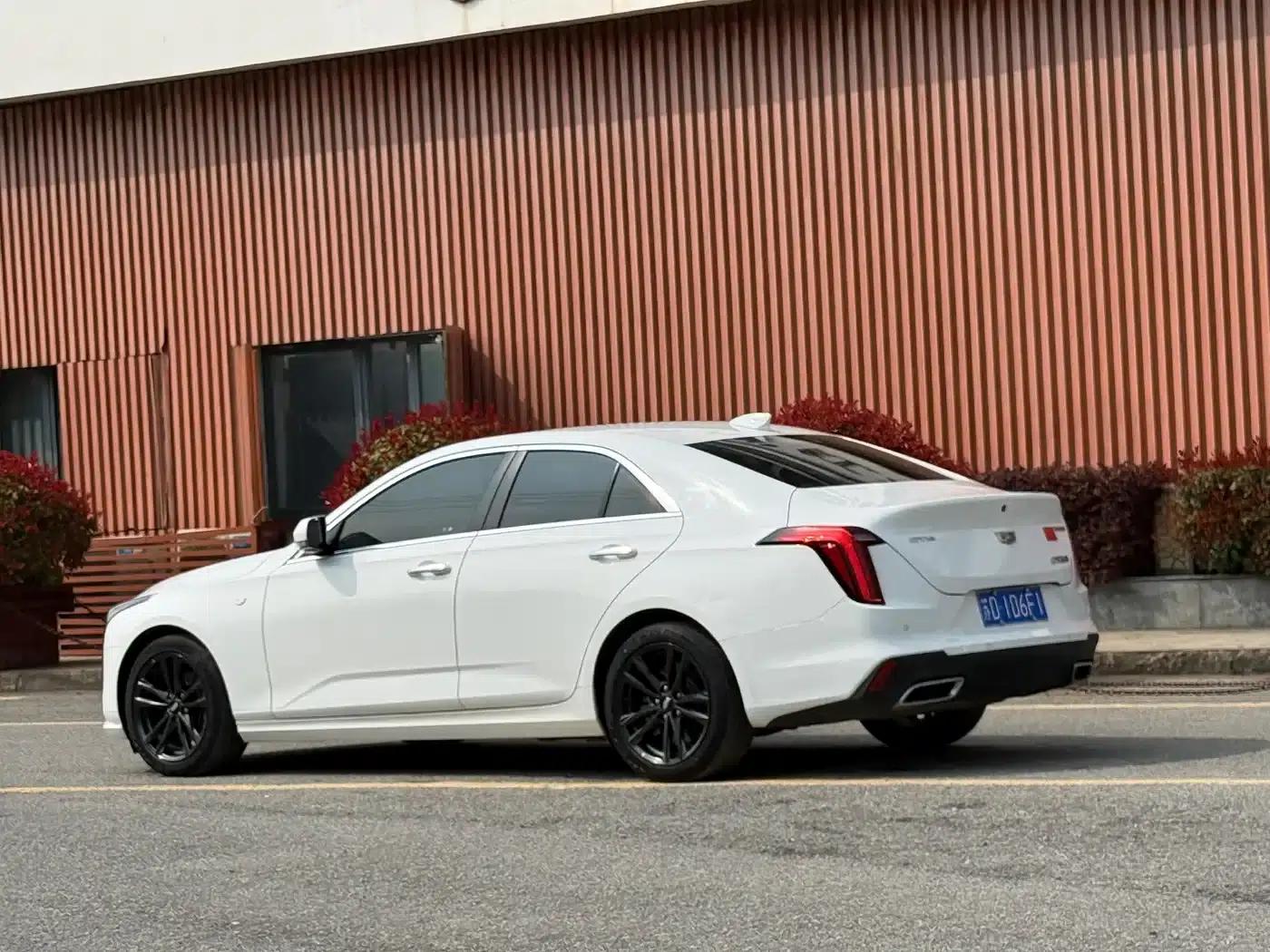 2022 Cadillac CT4 28T Luxury Edition — миниатюра 5