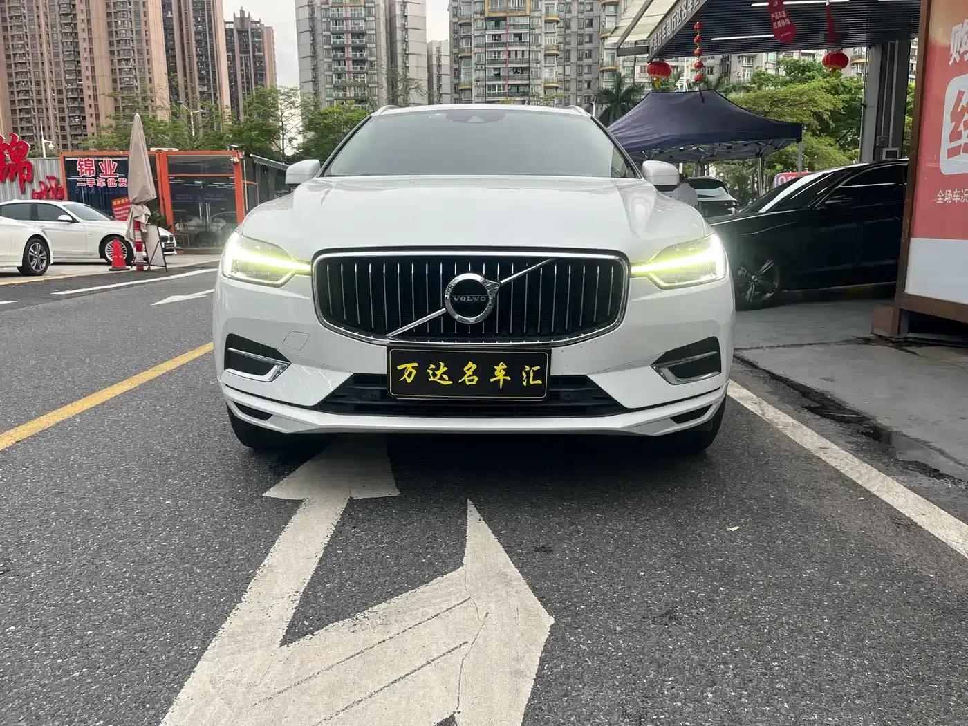 2020 Volvo XC60 T5 AWD Inscription Luxury Edition — миниатюра 2