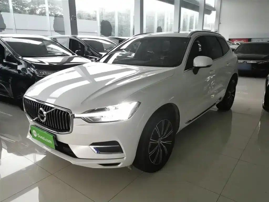 2021 Volvo XC60 T5 AWD Inscription Luxury Edition — миниатюра 2