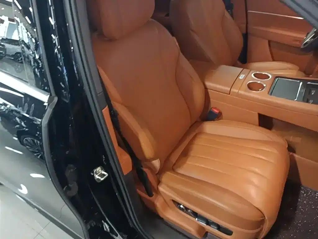 Wenjie M8 2025 Extended Range Max+ Version (53.4kWh, 6-seater, 192-line LiDAR) — миниатюра 25