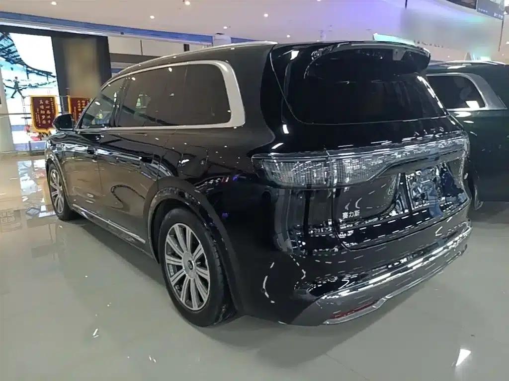 Wenjie M8 2025 Extended Range Max+ Version (53.4kWh, 6-seater, 192-line LiDAR) — миниатюра 5