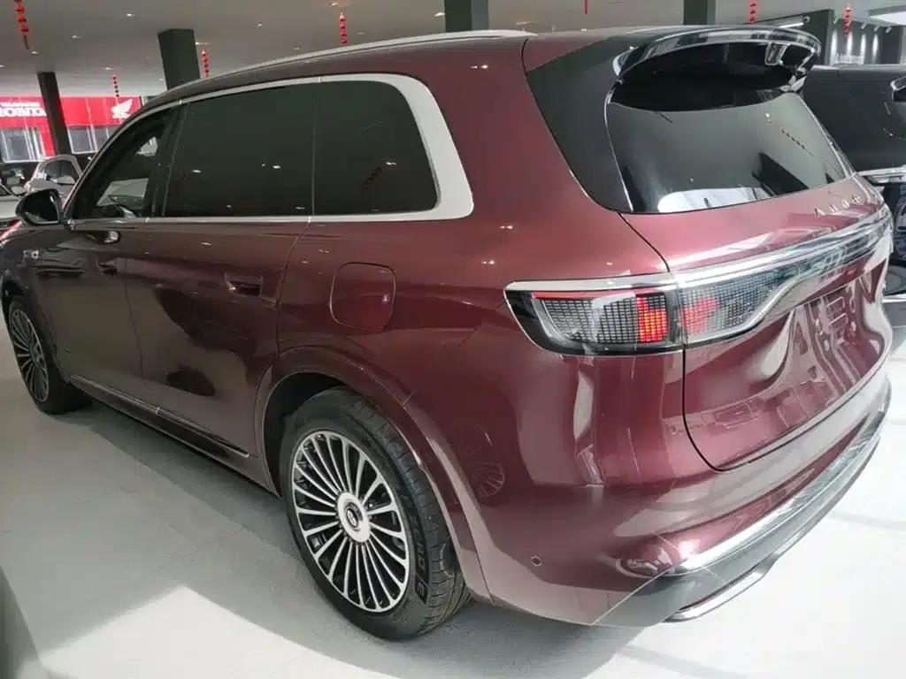 Wenjie M8 2025 Ultra Extended Range Edition (53.4kWh, 6-seater, 192-line LiDAR) — миниатюра 5