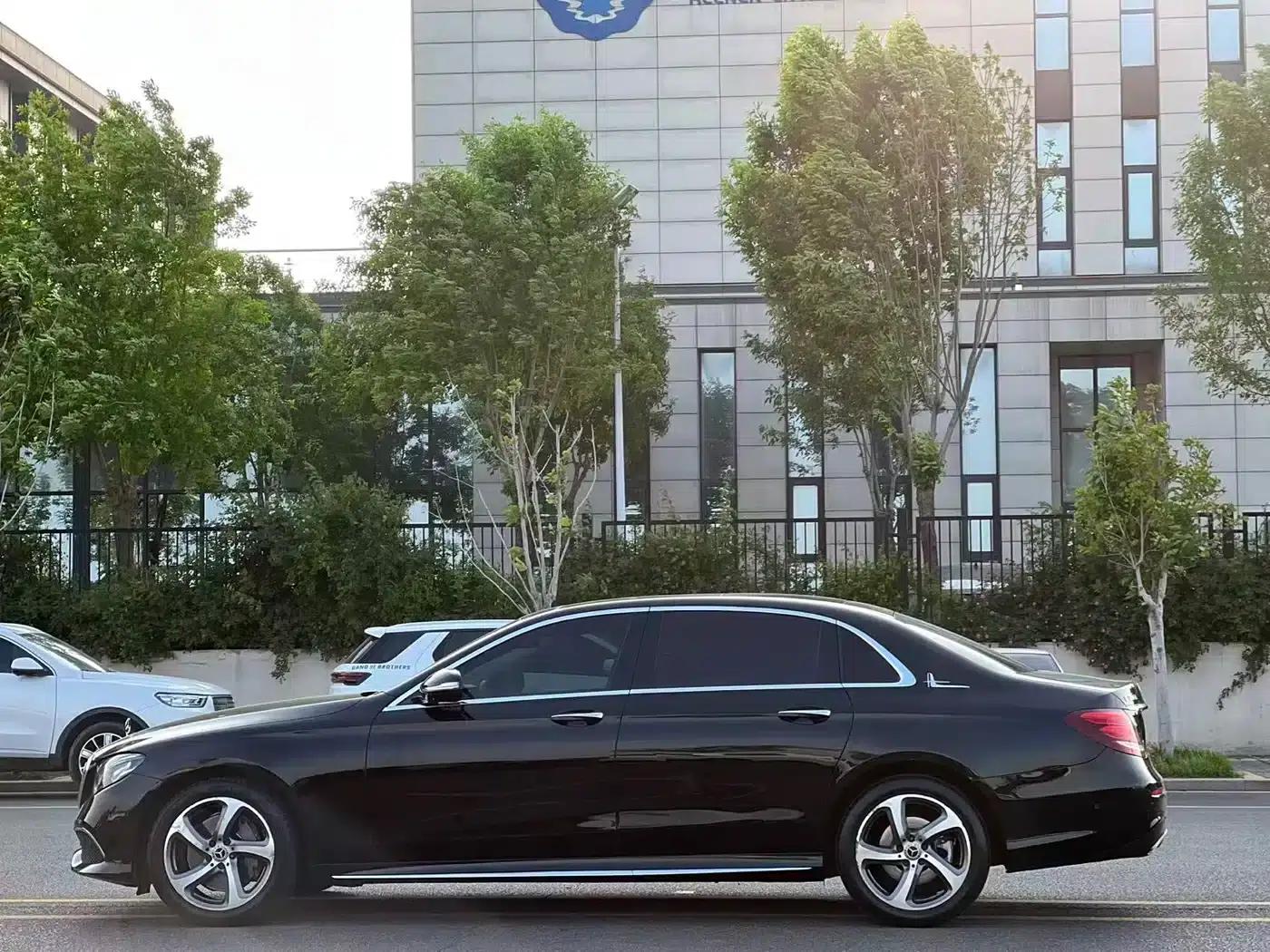 Mercedes-Benz E-Class 2017 E 300 L Sport Luxury — миниатюра 3