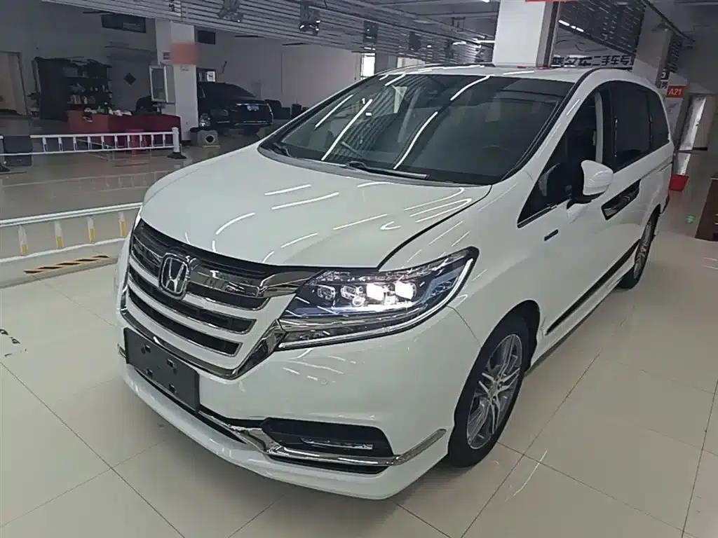 Elysion 2019 2.0L Hybrid Luxury Edition — миниатюра 1