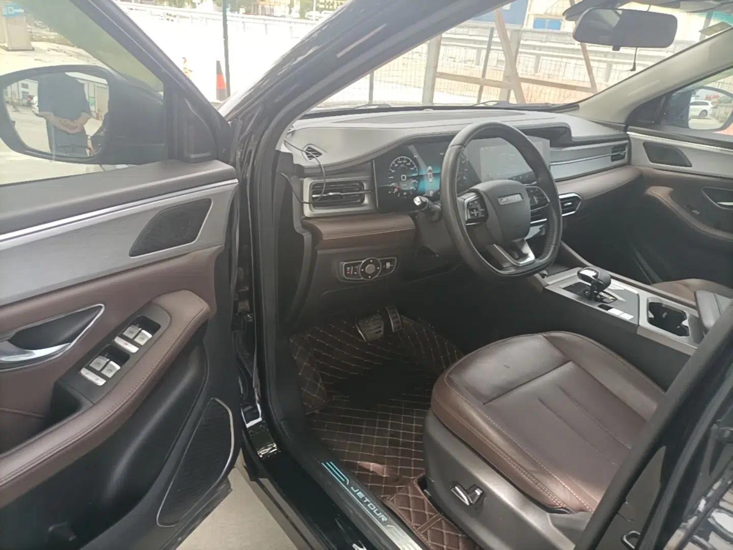 Used JETOUR X90 PLUS 2023 Facelift 1.6TD DCT Villa 7-Seater — миниатюра 18