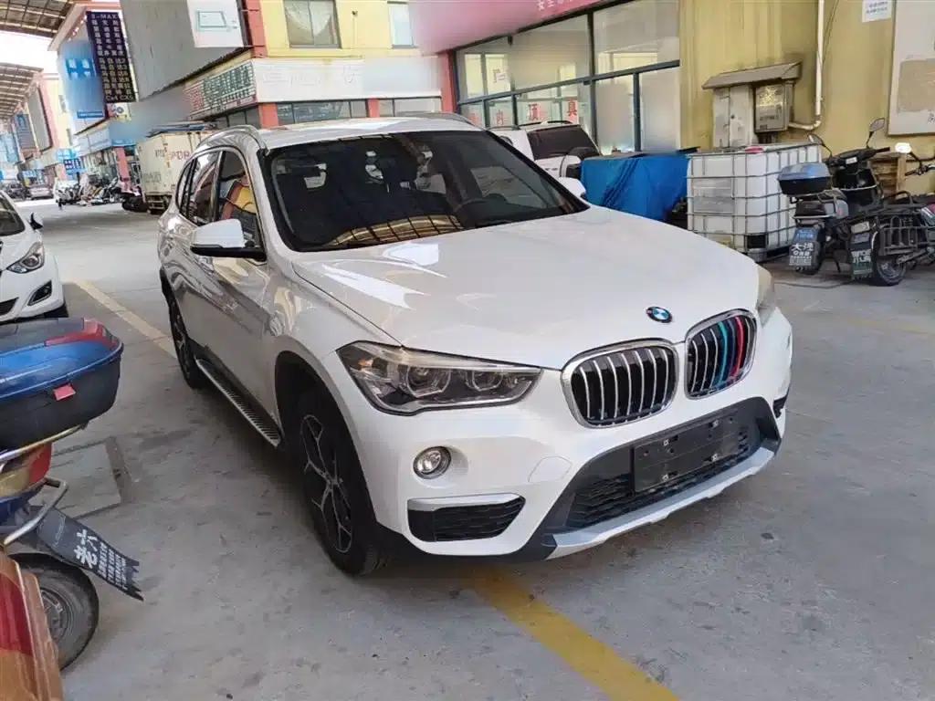 BMW X1 2019 xDrive20Li Premium — миниатюра 4