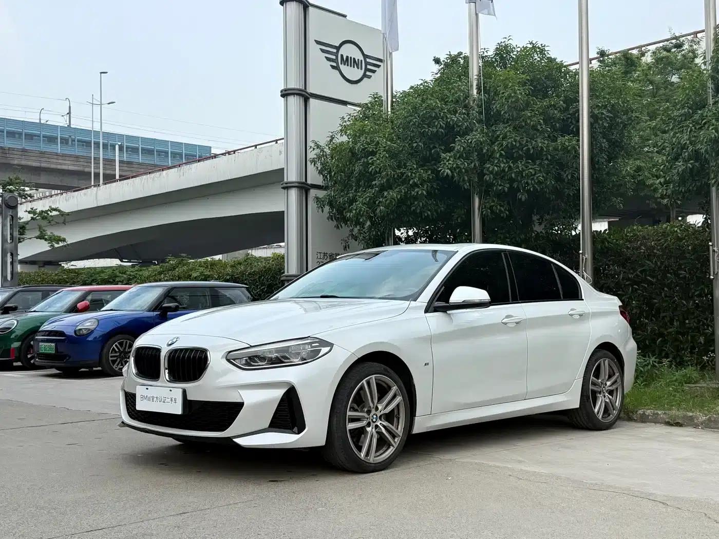 2020 BMW 1 Series 125i Leading M Sport Package — миниатюра 1