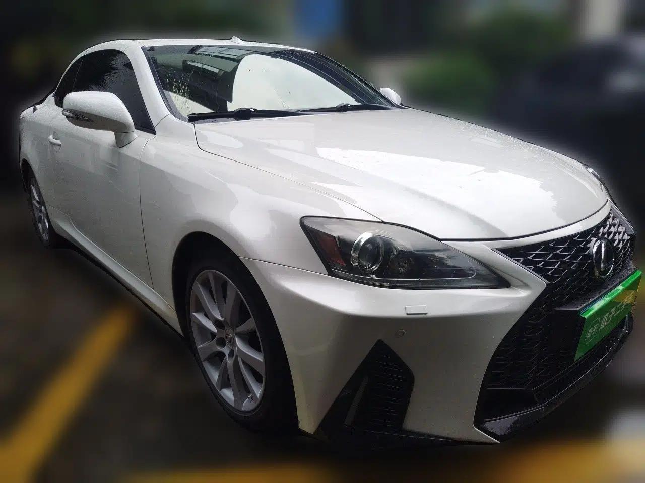 Used Lexus IS 2011 250C — миниатюра 3