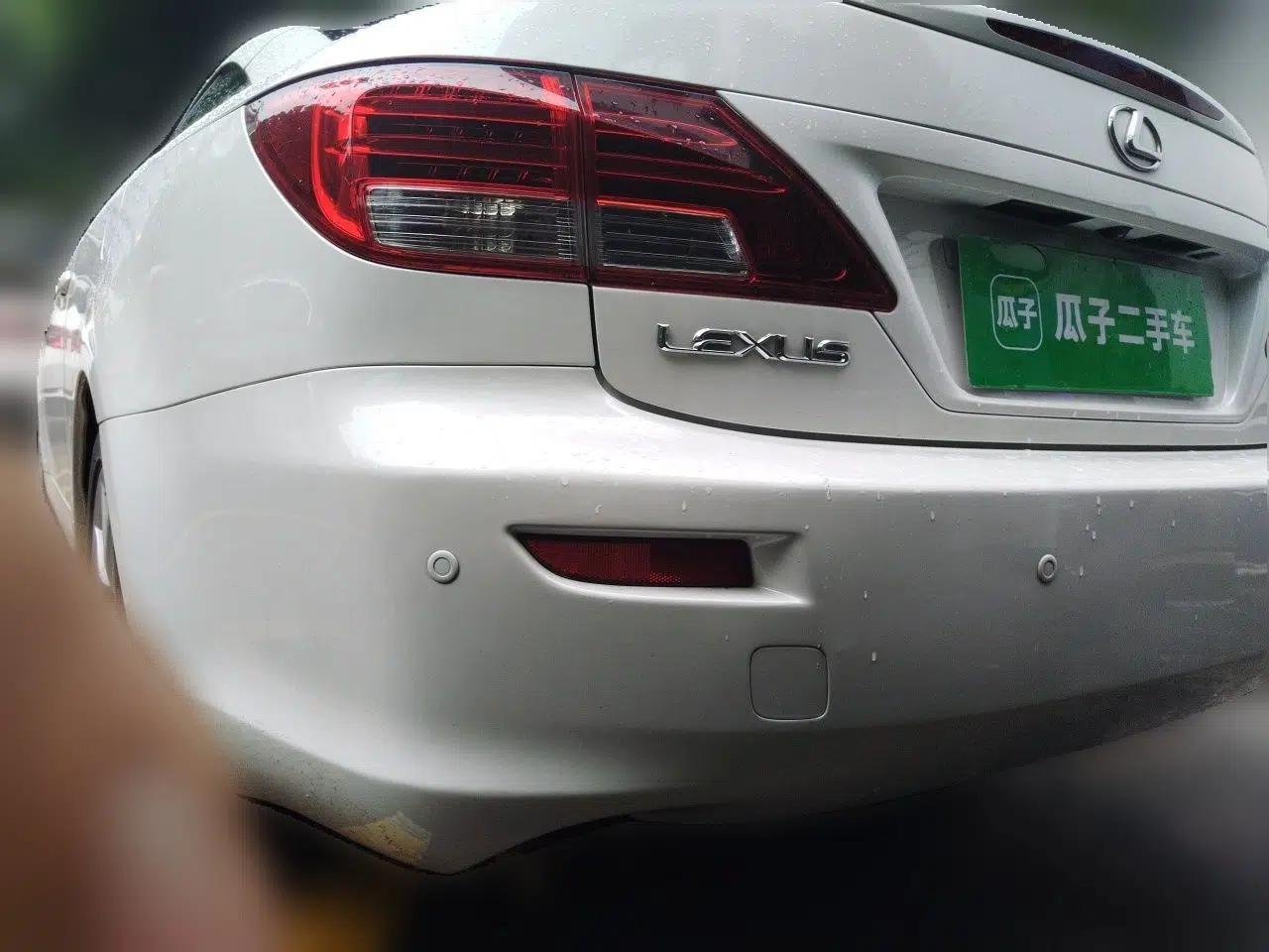 Used Lexus IS 2011 250C — миниатюра 4