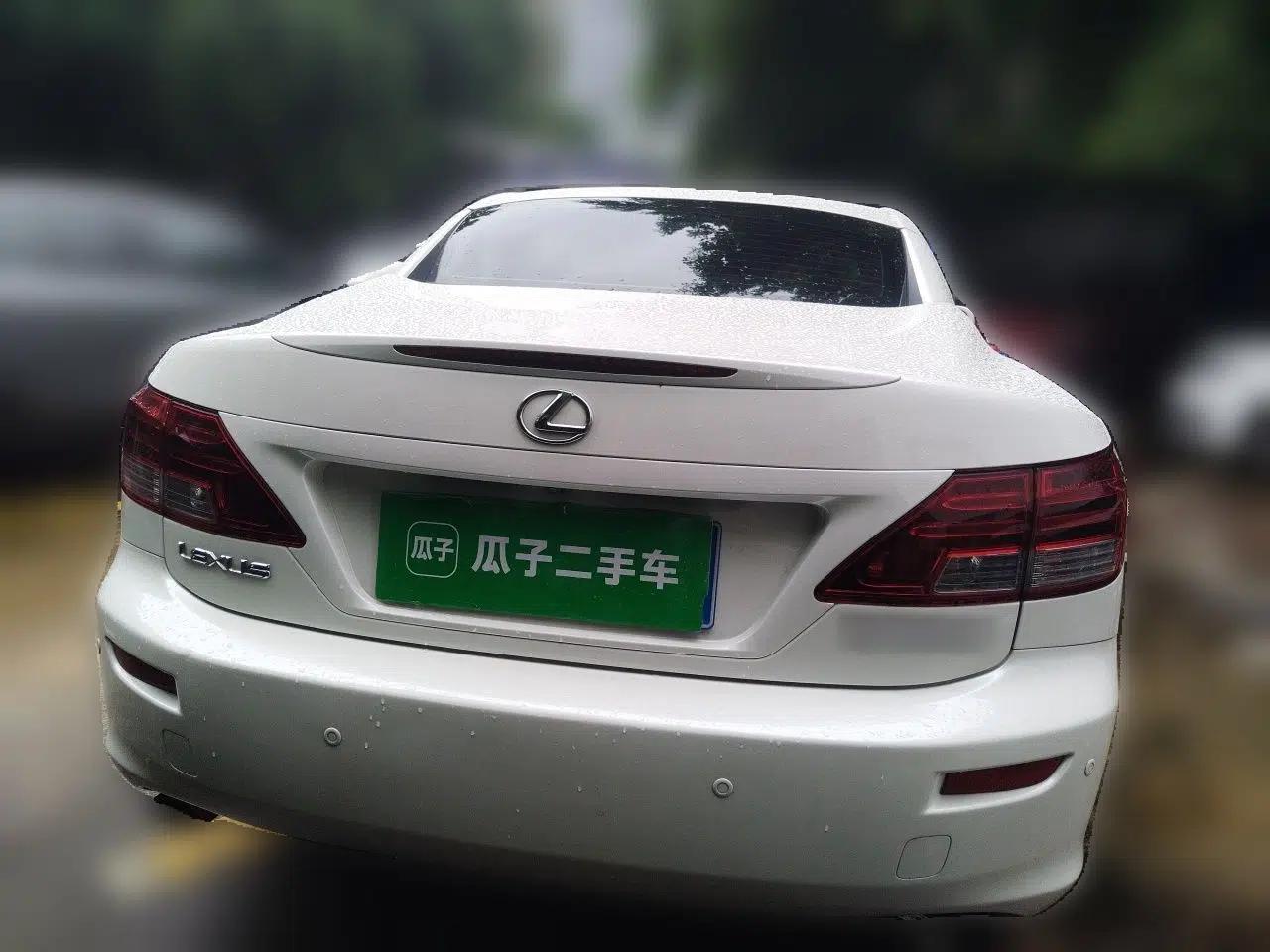 Used Lexus IS 2011 250C — миниатюра 5