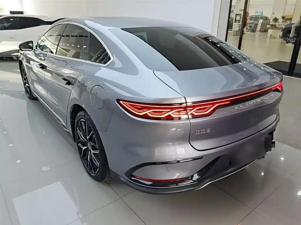 2025 Han DM-i Smart Driving Edition 125KM Deluxe — миниатюра 5