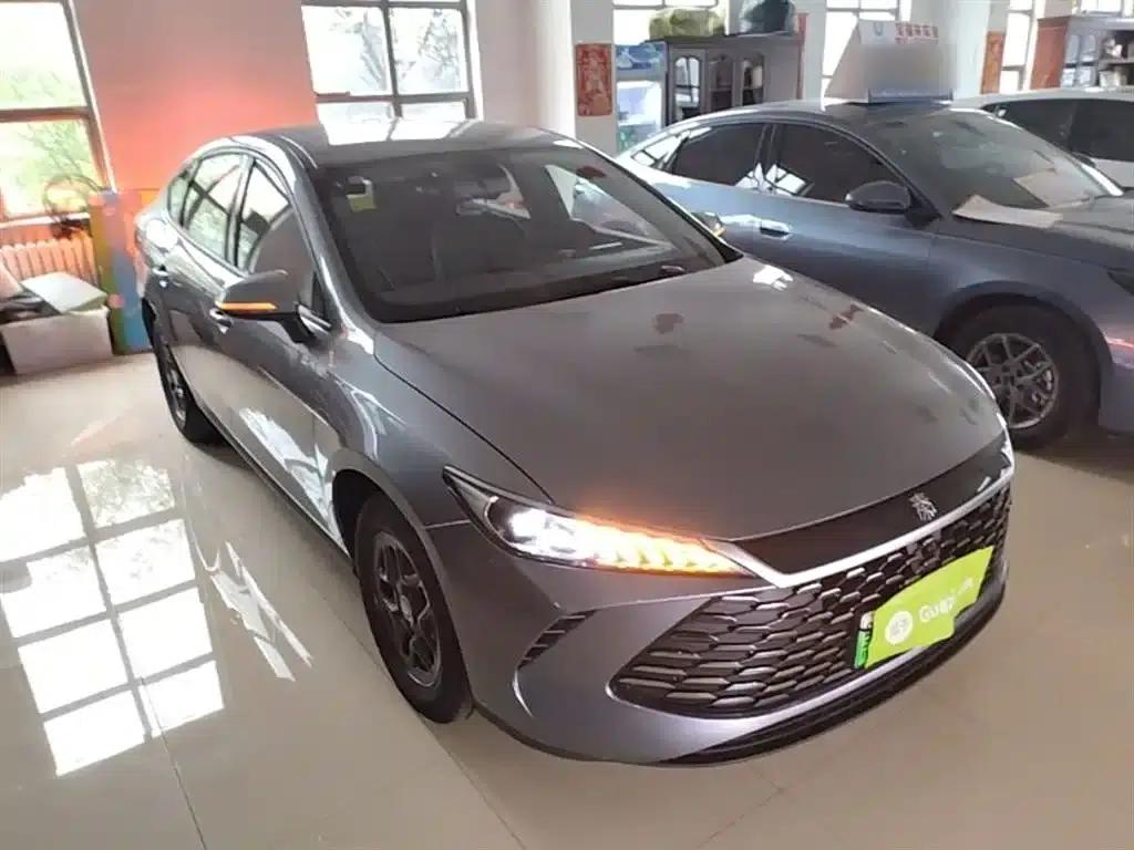 Qin PLUS 2025 DM-i Smart Driving Edition 128KM Progressive Model — миниатюра 4