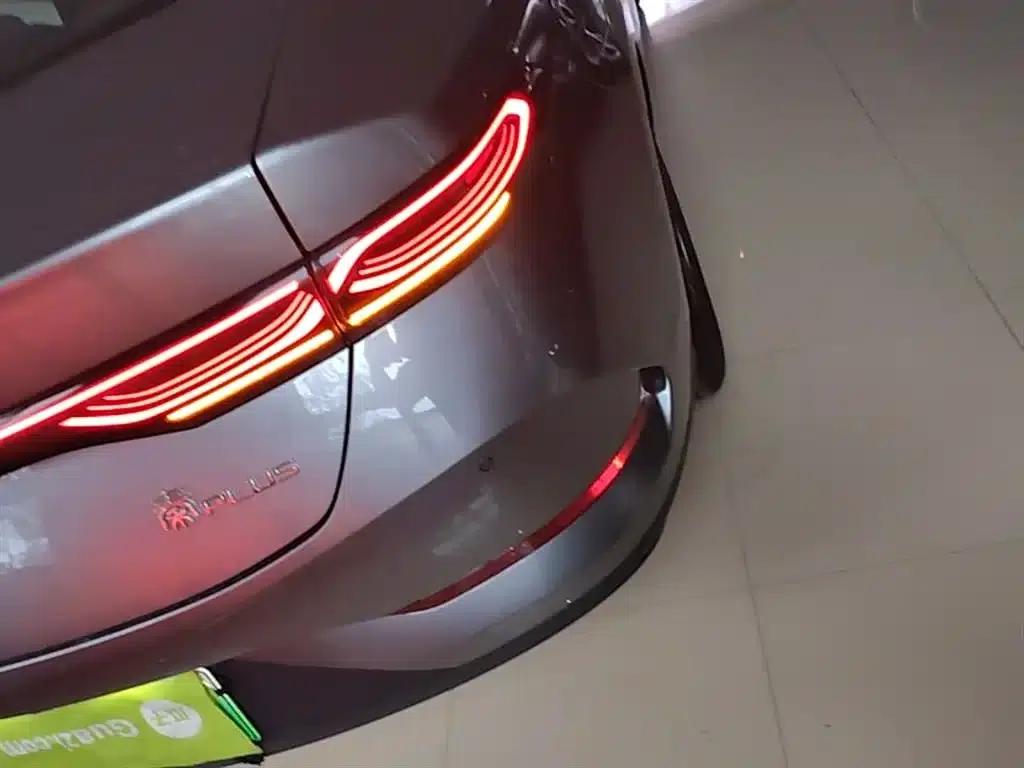 Qin PLUS 2025 DM-i Smart Driving Edition 128KM Progressive Model — миниатюра 8