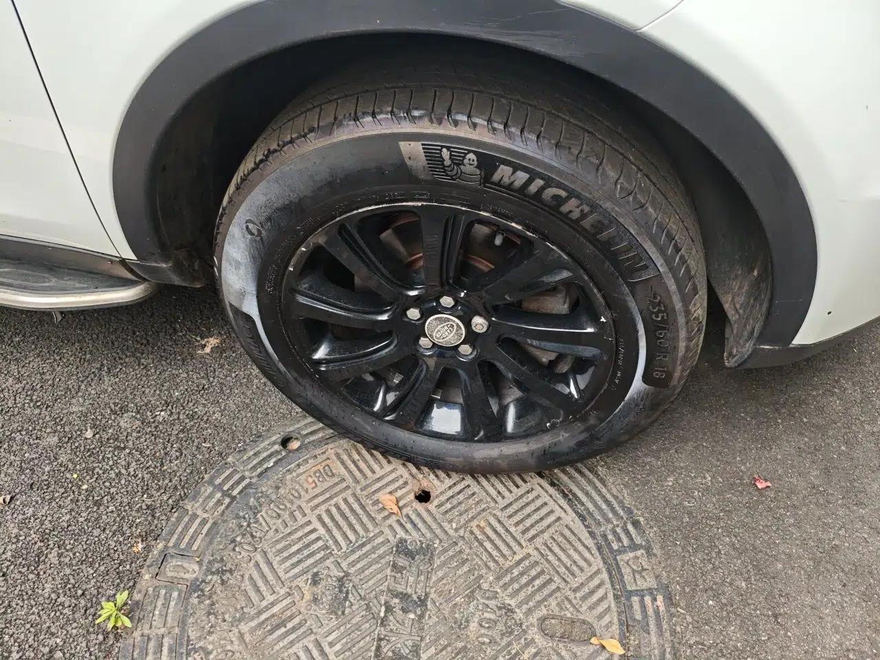 Used Land Rover Discovery Sport 2016 2.0T SE — миниатюра 8